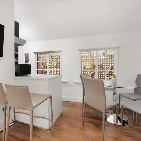 2 Bed Piccadilly Apartment 1 Londen Buitenkant foto